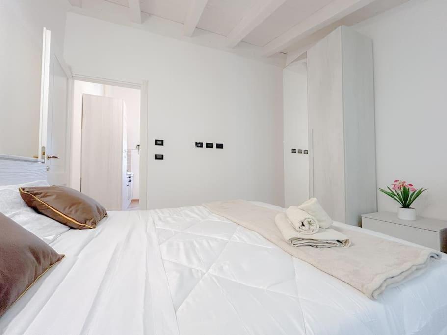 Elegante Via Sestri - Airport - Wifi Apartment *