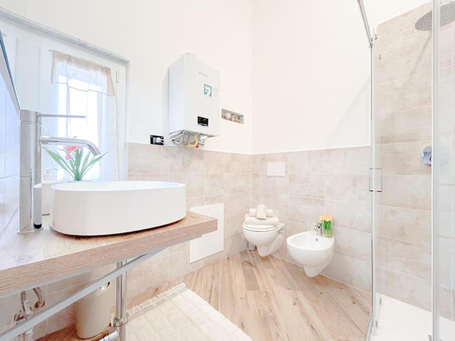 Elegante Via Sestri - Airport - Wifi Apartment Genua
