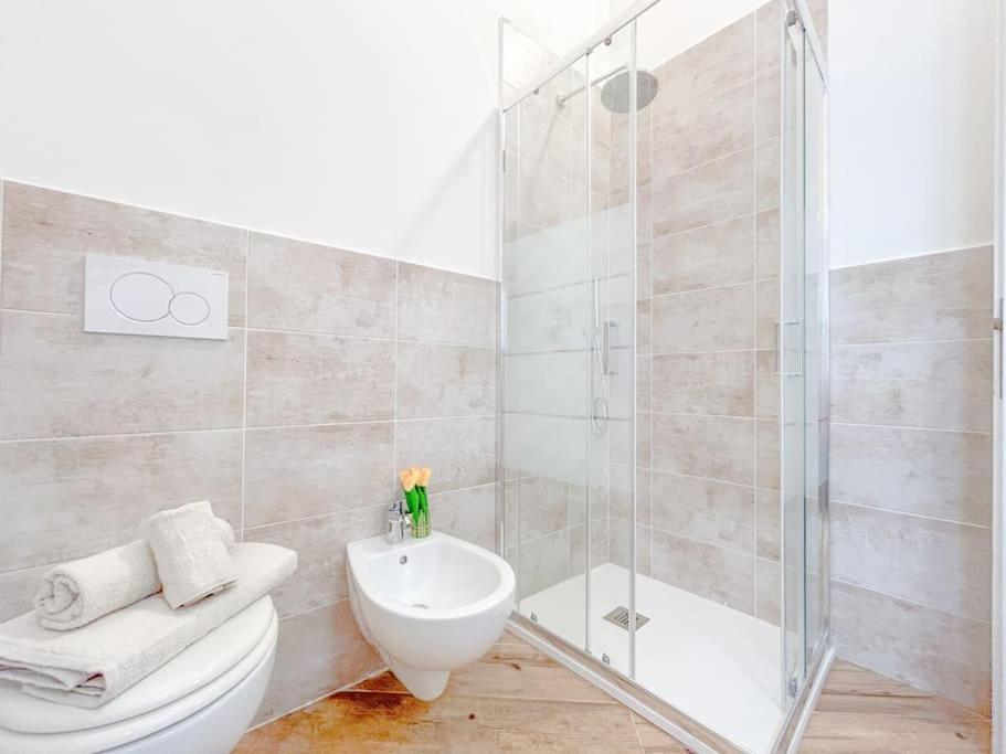 Elegante Via Sestri - Airport - Wifi Apartment