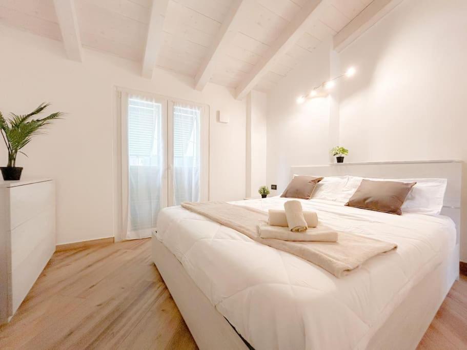 Apartment Elegante Via Sestri - Airport - Wifi